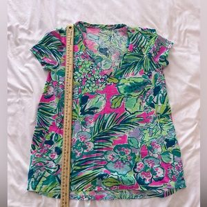 Lilly Pulitzer V-neck tee